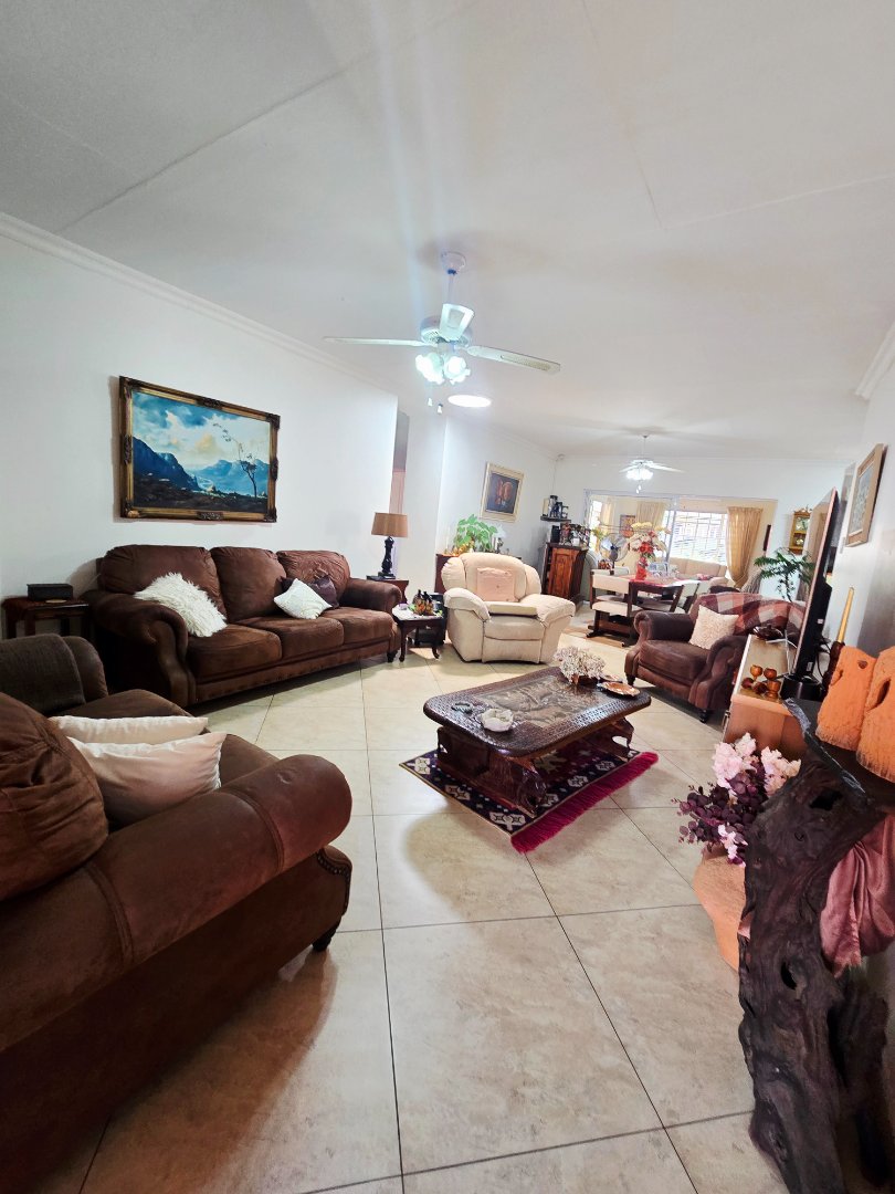 3 Bedroom Property for Sale in Flimieda North West